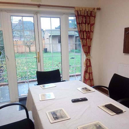 1St Gold Accommodation Isleworth Exterior foto